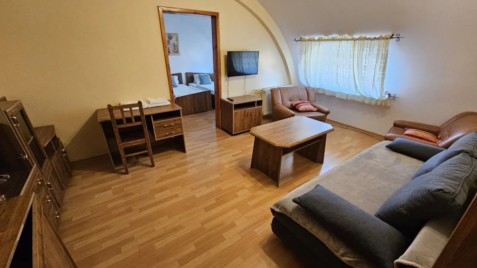 Klimatizovaný apartmán so sprchou v Penzióne Magnólia