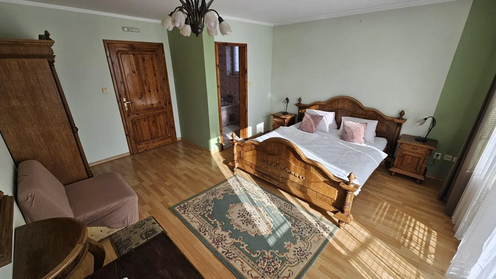 Apartmán s vaňou – spálňa