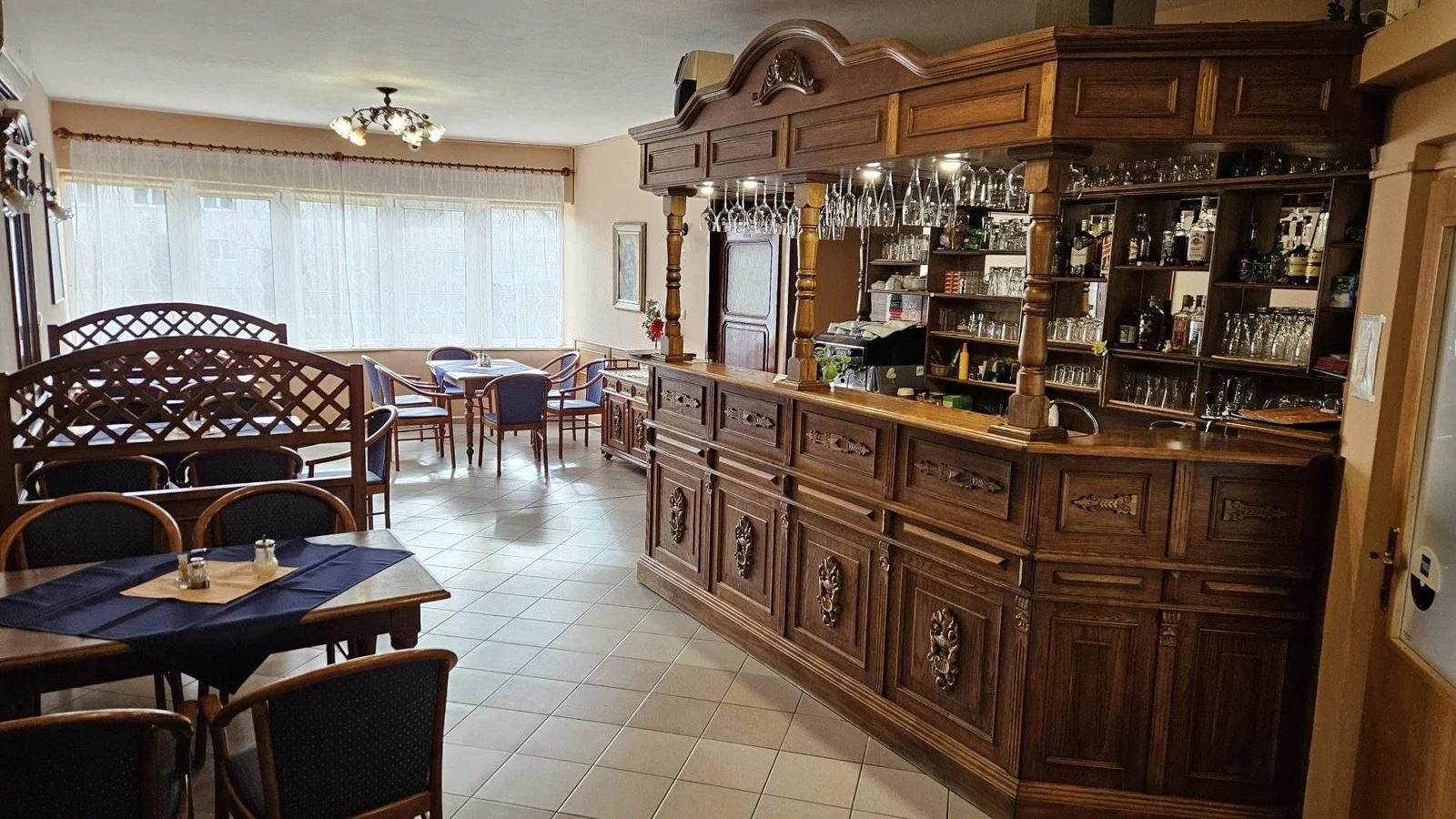 Penzión Magnólia Trenčín – recepcia a spoločné priestory