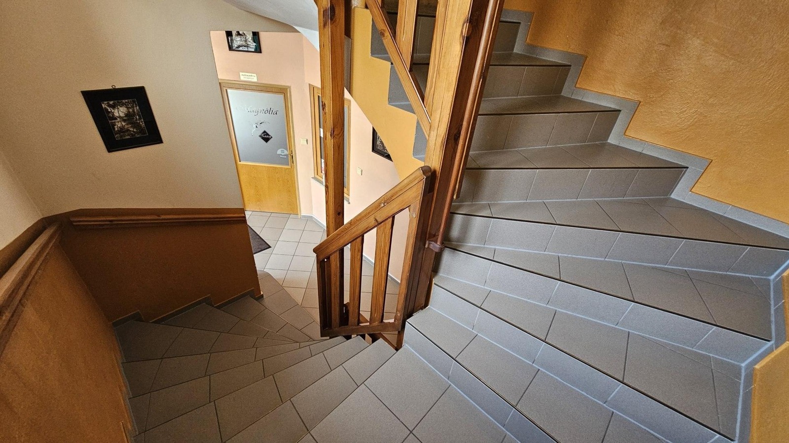 Penzión Magnólia Trenčín – schodisko
